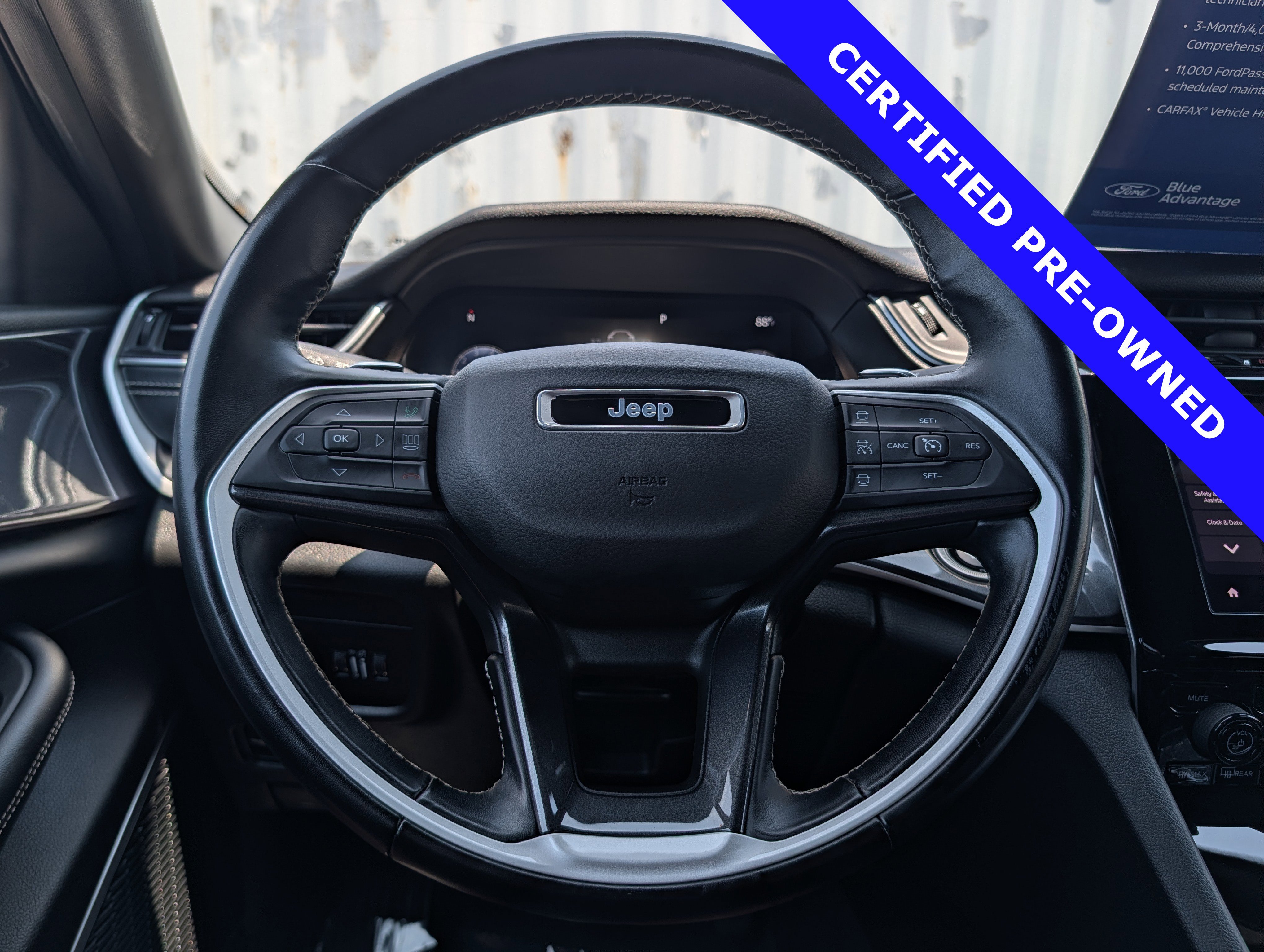 Used 2021 Jeep Grand Cherokee L Laredo AWD/4WD image 28