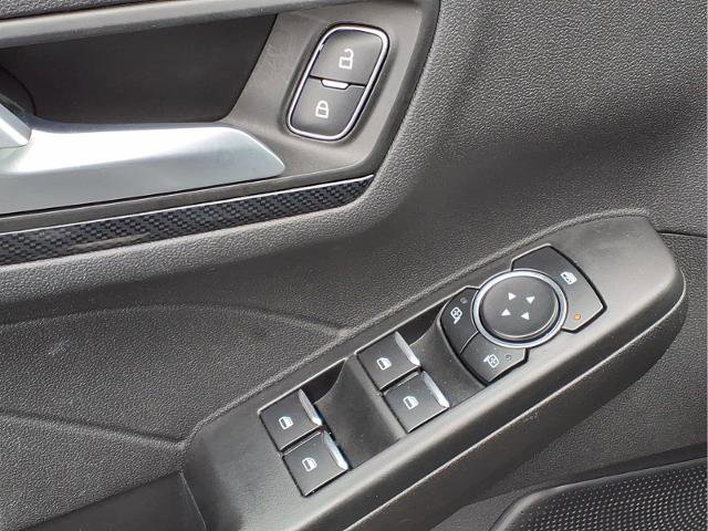 Certified 2023 Ford Escape ST-Line Select w/ Tech Pack #1 image 16