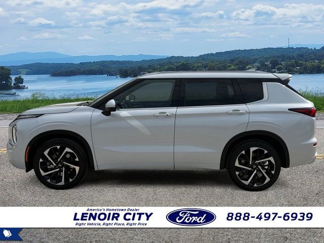 Used 2022 Mitsubishi Outlander SEL image 6