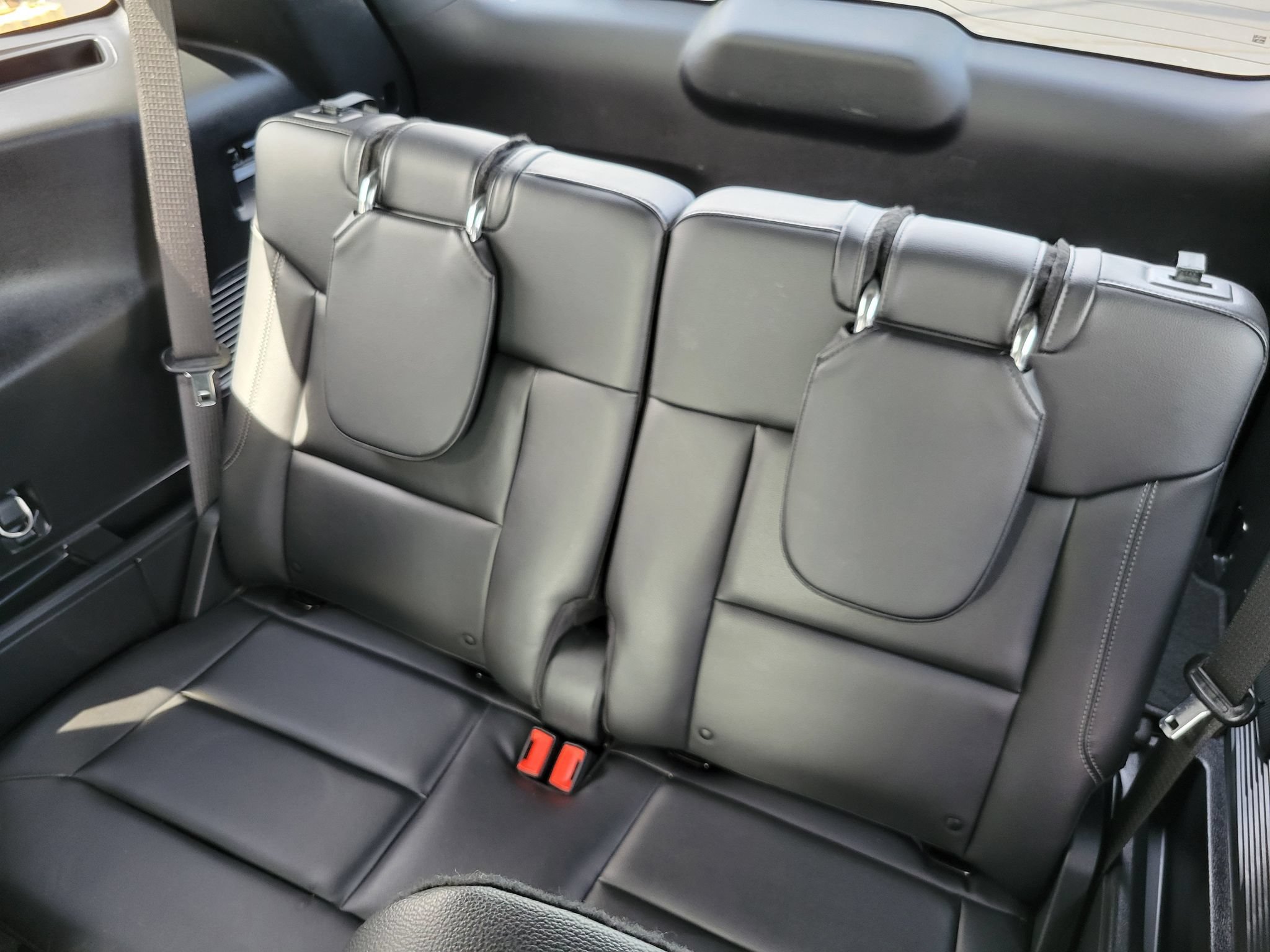 Certified 2023 Ford Explorer Limited w/ Limited Technology Package RWD image 29