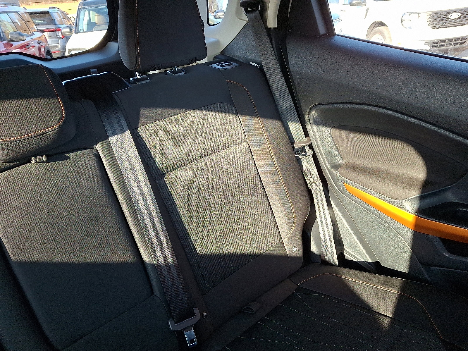 Certified 2022 Ford EcoSport SE w/ SE Appearance Package image 20