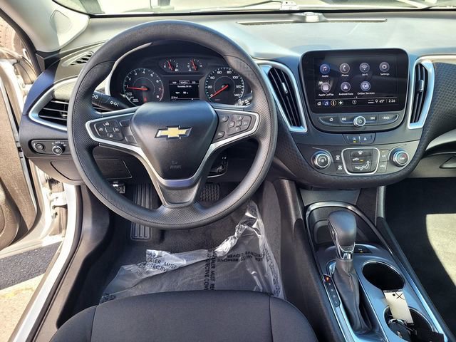 Used 2022 Chevrolet Malibu LS w/ Driver Confidence Package image 9