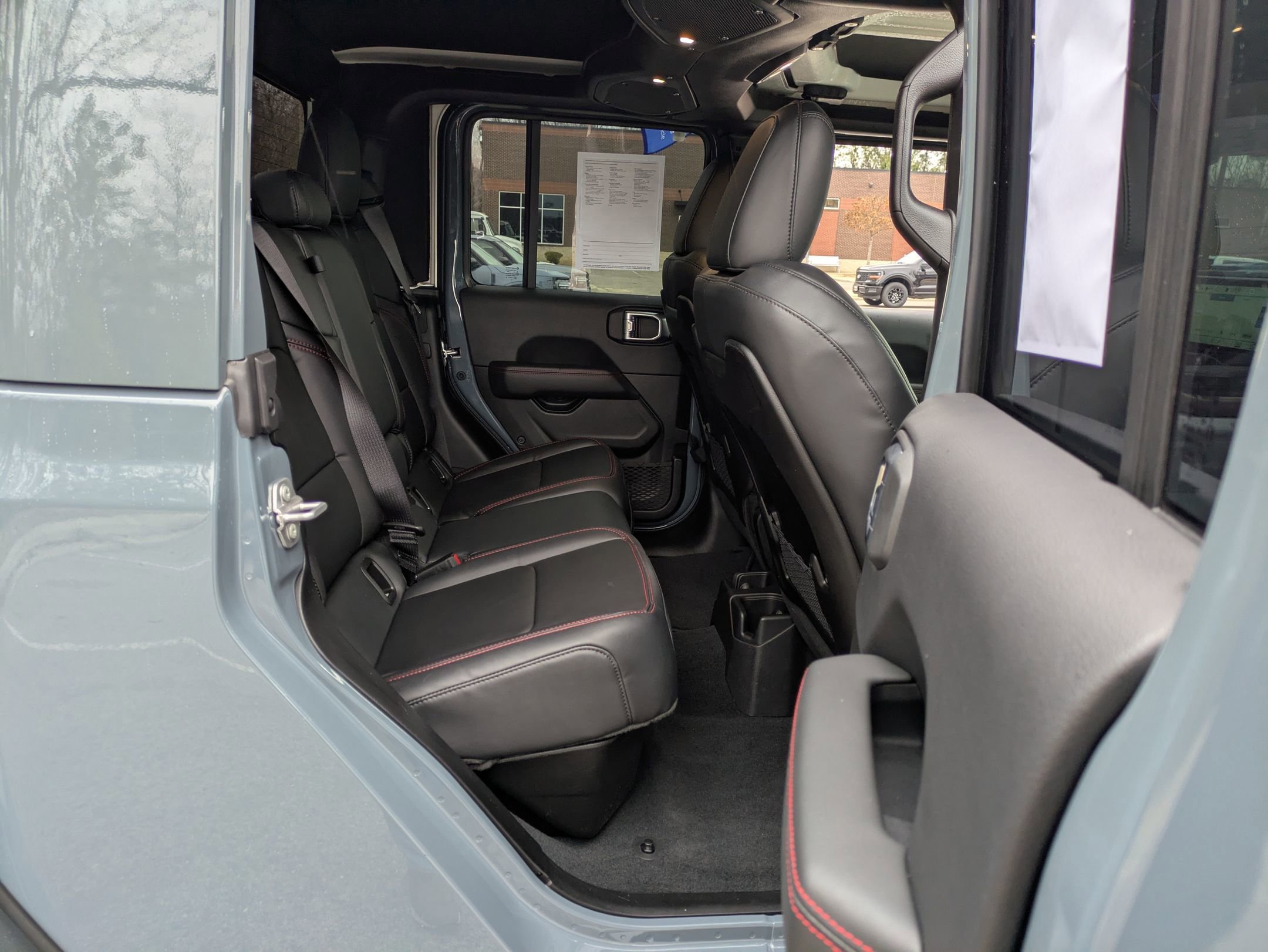 Used 2024 Jeep Gladiator Rubicon image 37