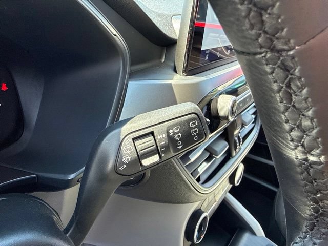 Certified 2026 Ford Escape Active w/ Cold Weather Package AWD/4WD image 31