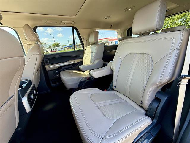 Certified 2024 Ford Expedition Limited RWD image 12