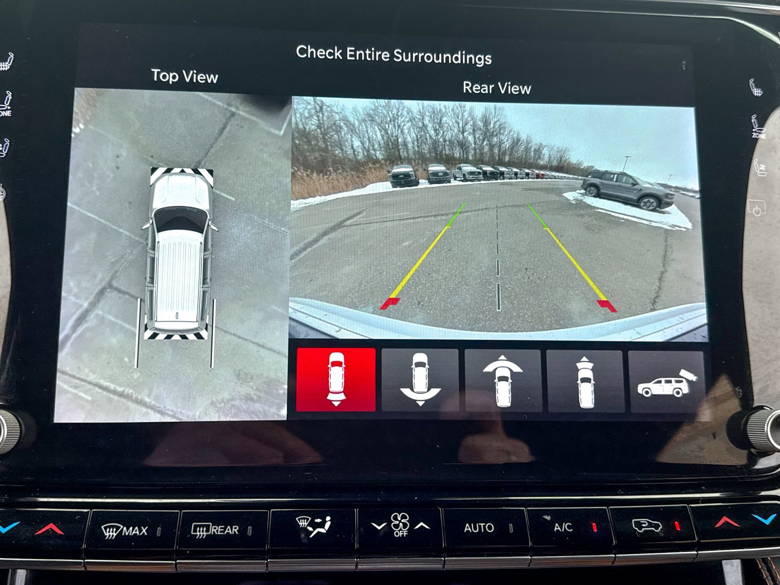 Used 2023 Jeep Grand Wagoneer Series III image 43