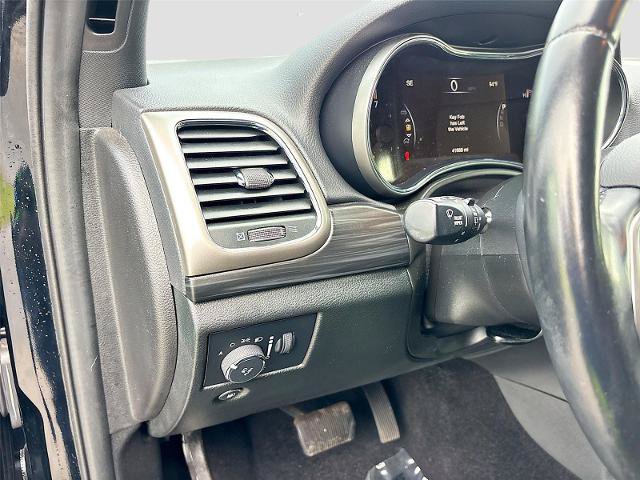 Used 2022 Jeep Grand Cherokee Laredo E AWD/4WD image 11