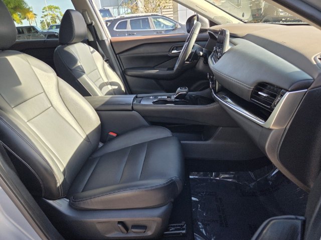 Used 2023 Nissan Rogue SL w/ SL Premium Package FWD image 19
