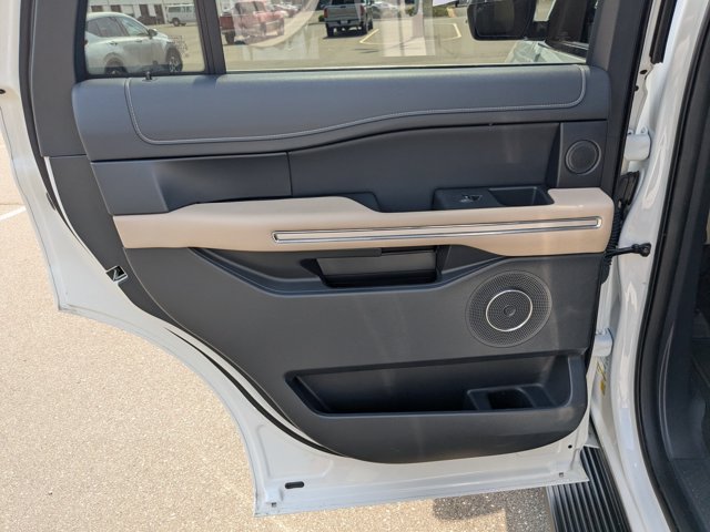 Certified 2024 Ford Expedition Limited AWD/4WD image 27
