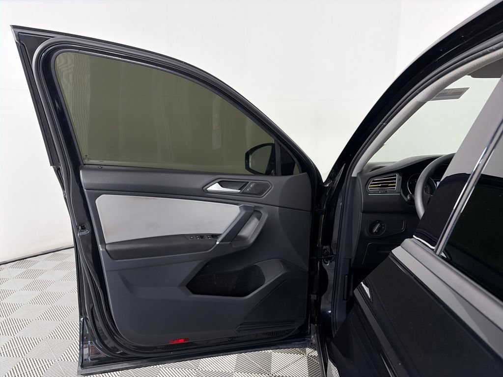 Used 2020 Volkswagen Tiguan S AWD/4WD image 10