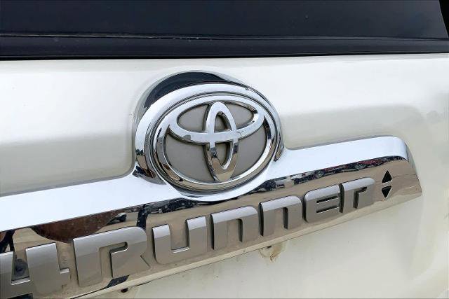Used 2023 Toyota 4Runner Limited AWD/4WD image 31