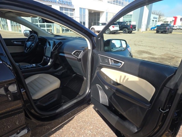Certified 2024 Ford Edge SEL image 39