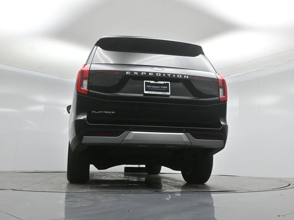 Certified 2025 Ford Expedition Platinum image 49