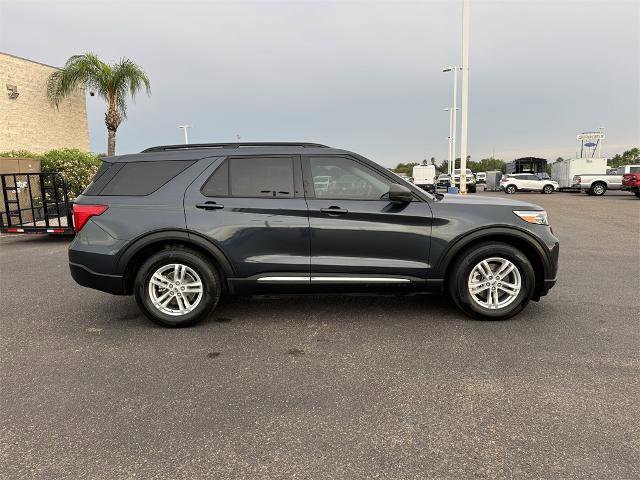Certified 2023 Ford Explorer XLT image 2
