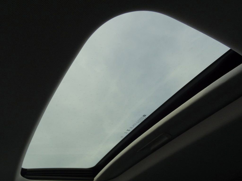 Used 2026 Chevrolet Trax ACTIV w/ Sunroof Package image 13