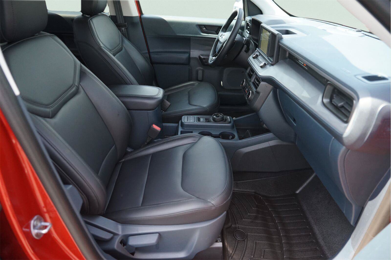 Certified 2024 Ford Maverick Lariat w/ Black Appearance Package FWD image 19