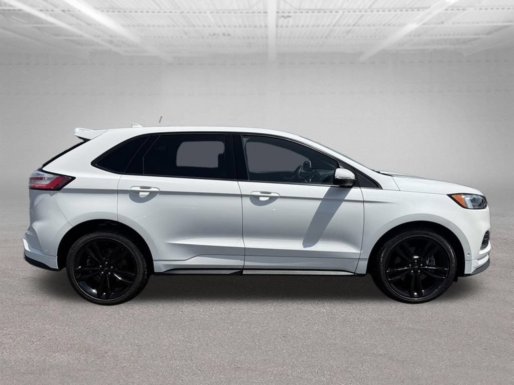 Certified 2020 Ford Edge ST w/ Equipment Group 401A AWD/4WD image 3