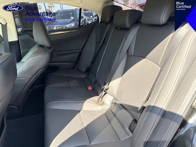 Used 2025 Lexus ES 350 w/ Accessory Package (Z1) FWD image 13