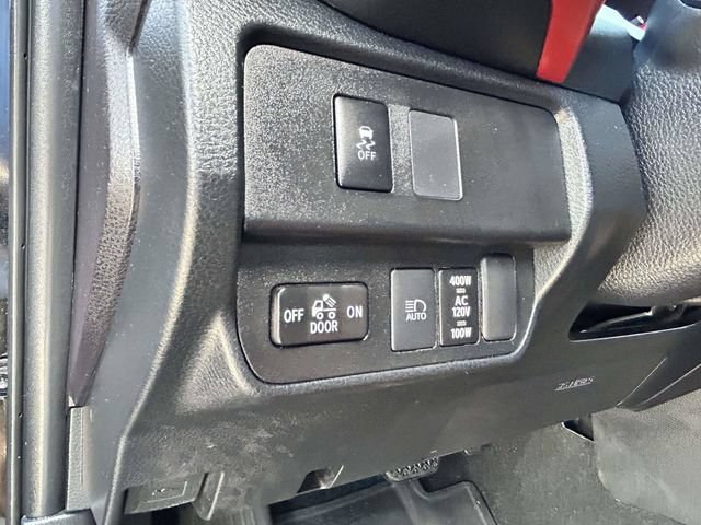 Used 2020 Toyota Tacoma TRD Off-Road AWD/4WD image 22
