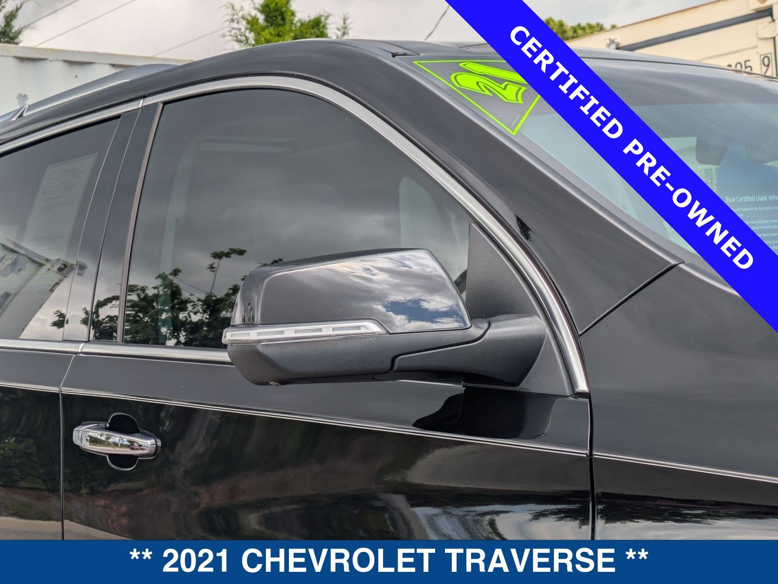 Used 2021 Chevrolet Traverse High Country FWD image 11