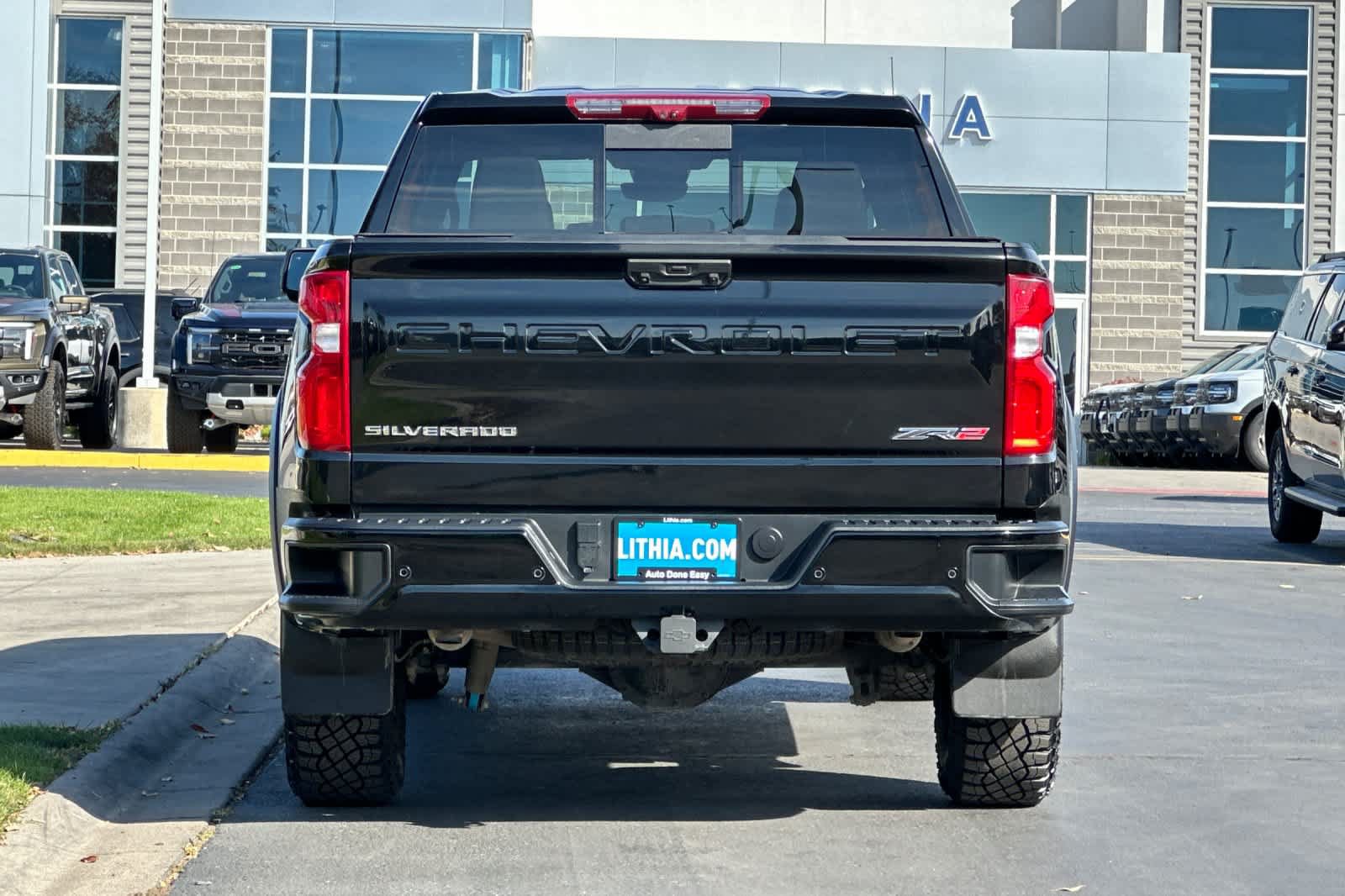 Used 2022 Chevrolet Silverado 1500 ZR2 w/ Technology Package AWD/4WD image 7