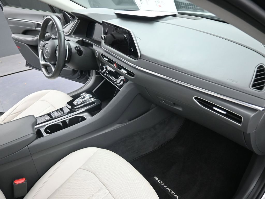 Used 2020 Hyundai Sonata Limited FWD image 26