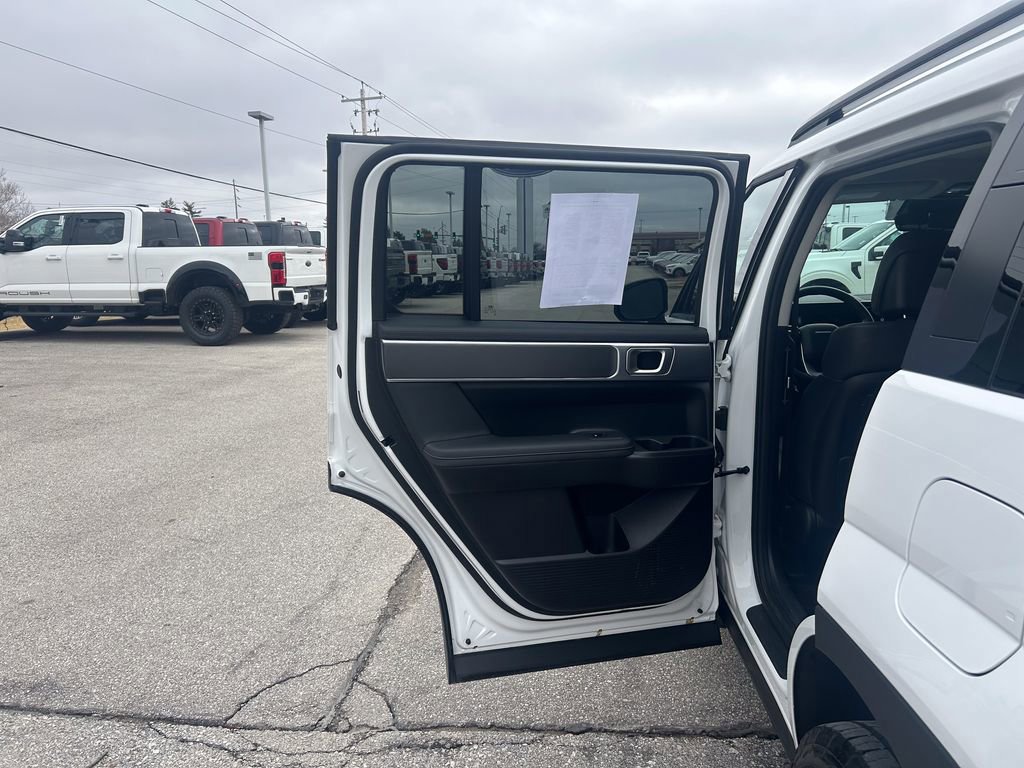 Used 2025 Hyundai Santa Fe XRT image 15