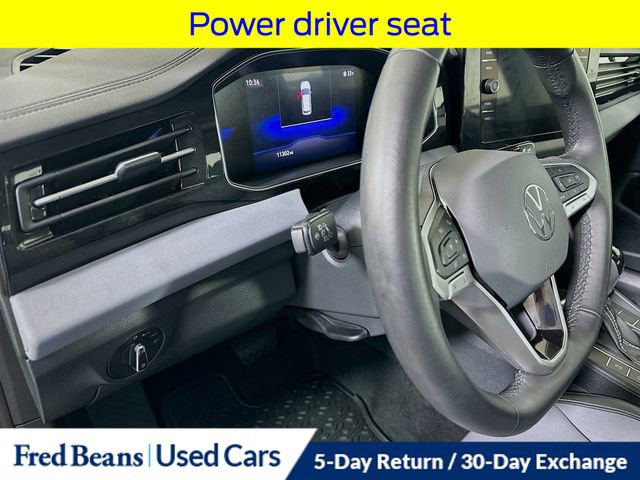 Used 2025 Volkswagen Jetta SE image 11