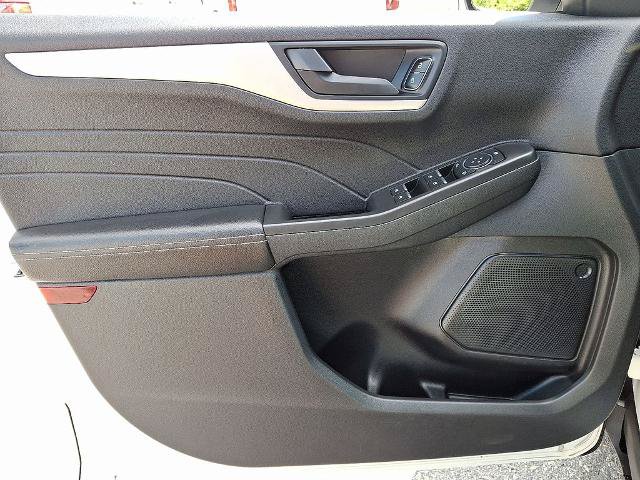 Certified 2022 Ford Escape SE AWD/4WD image 12