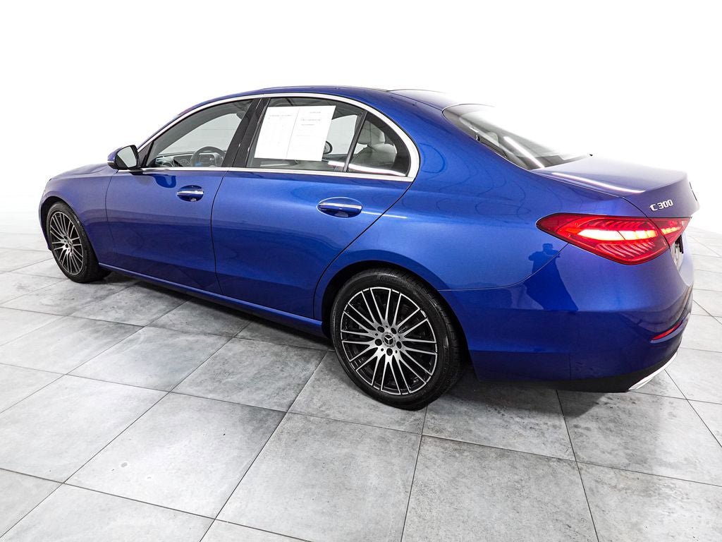 Used 2023 Mercedes-Benz C 300 4MATIC Sedan image 4