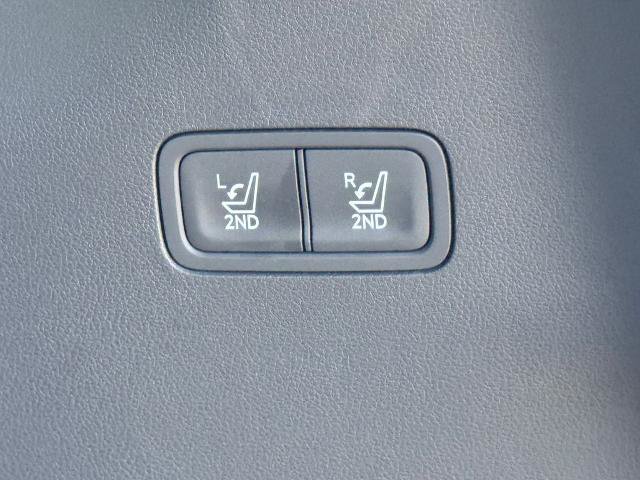 Used 2024 Hyundai Santa Fe Limited AWD/4WD image 21