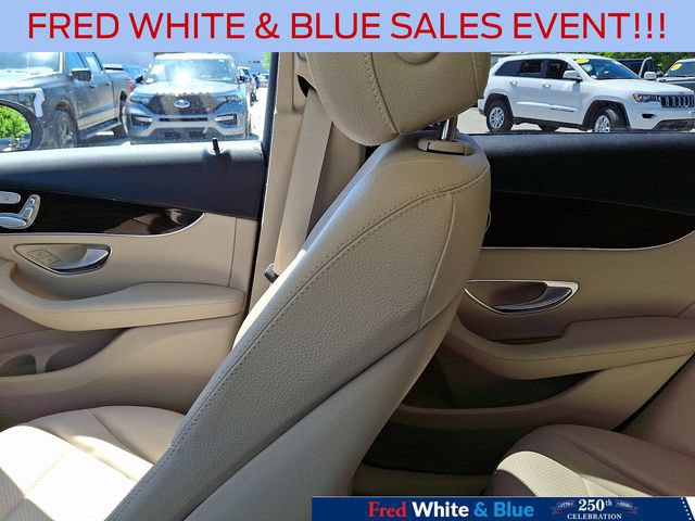 Used 2019 Mercedes-Benz GLC 300 4MATIC image 17