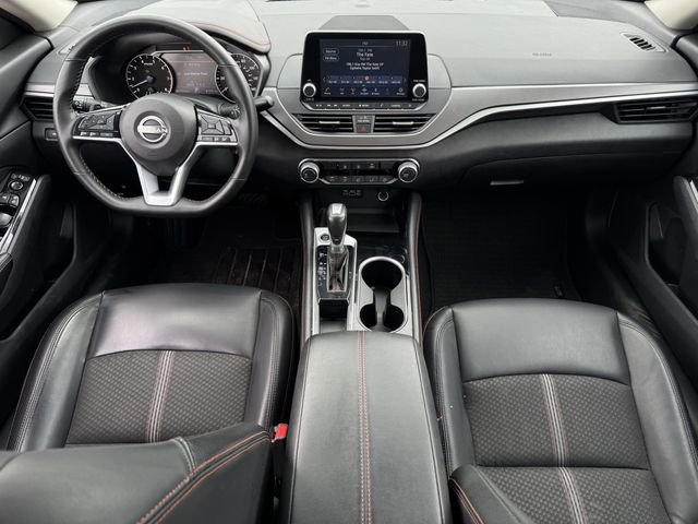 Used 2025 Nissan Altima 2.5 SR image 10