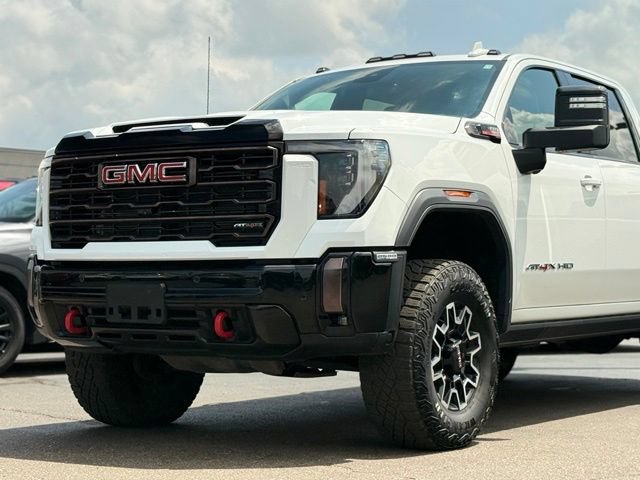 Used 2024 GMC Sierra 2500 AT4X AWD/4WD image 36