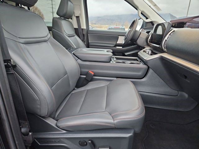 Certified 2025 Ford Expedition Max Active AWD/4WD image 35
