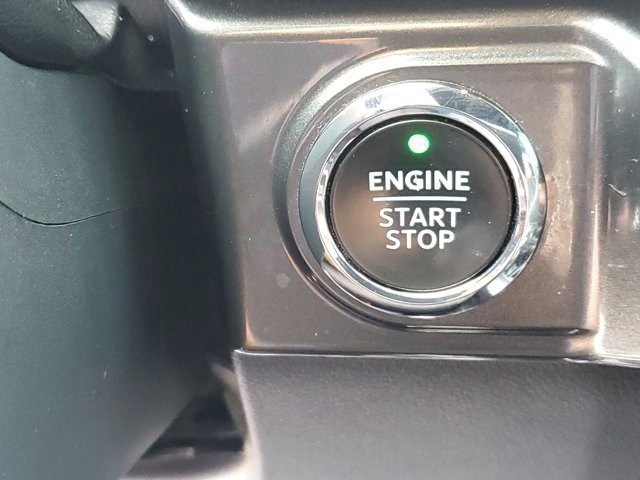 Certified 2022 Ford F150 XLT w/ Equipment Group 302A High image 30