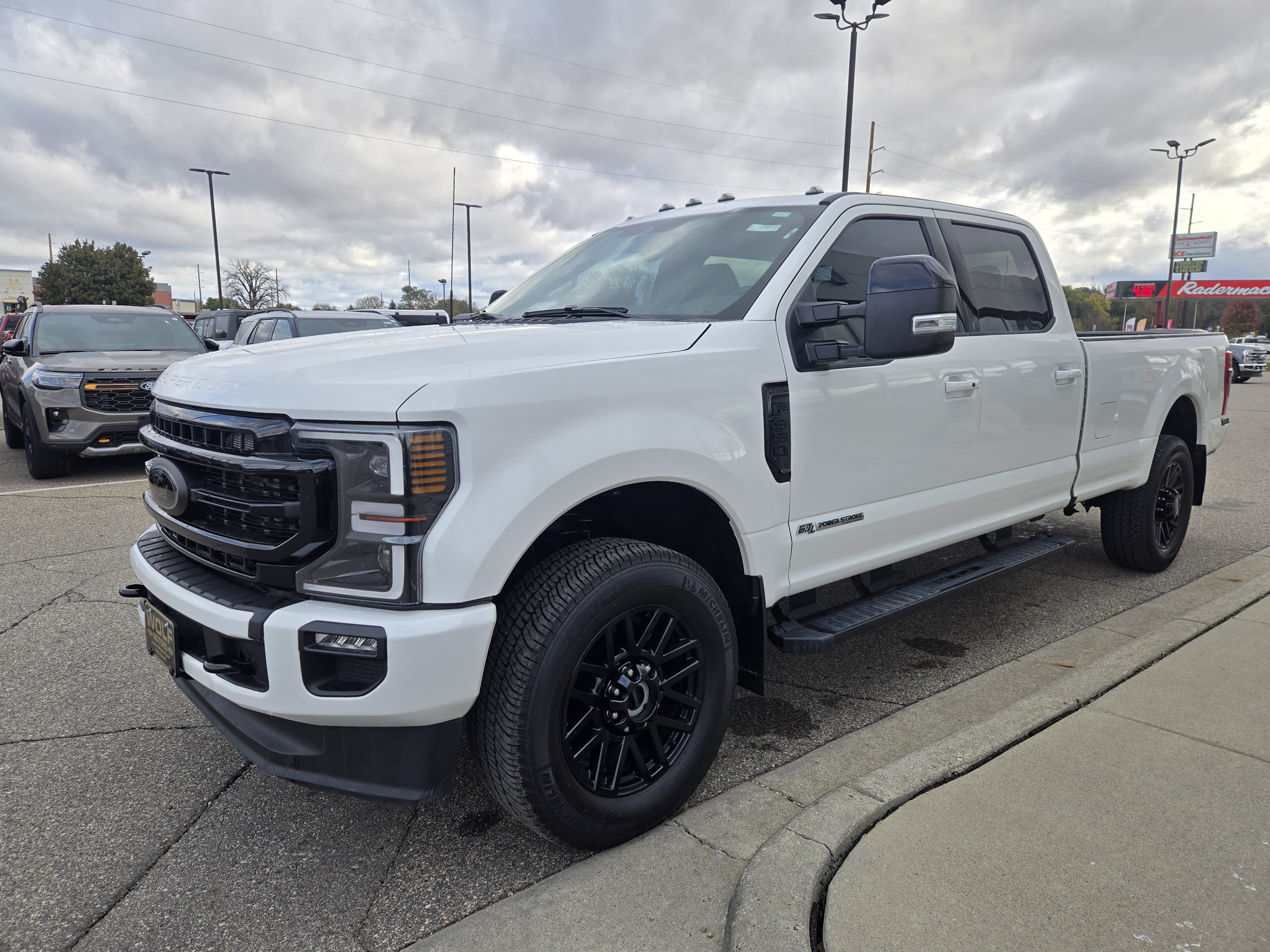 Certified 2022 Ford F350 Lariat w/ Lariat Ultimate Package AWD/4WD image 3