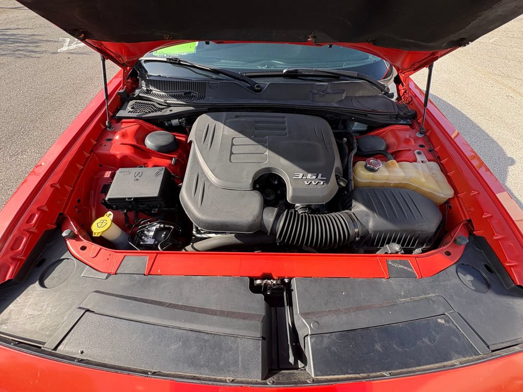 Used 2017 Dodge Challenger SXT Plus RWD image 31