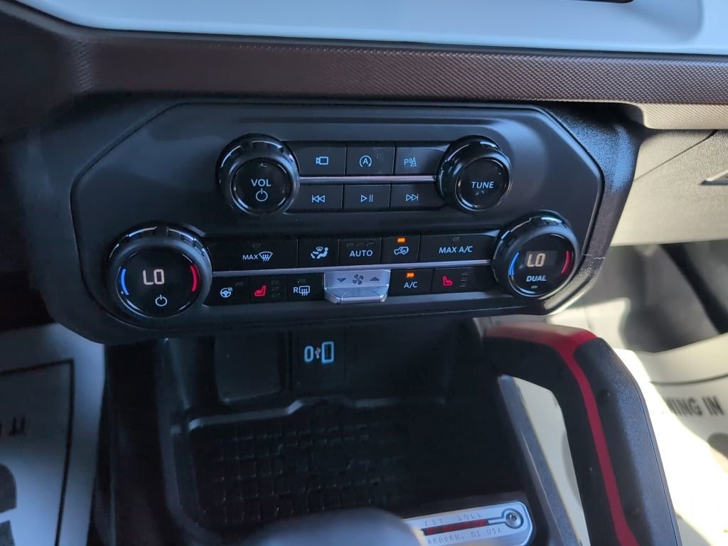 Certified 2024 Ford Bronco Heritage Edition AWD/4WD image 20