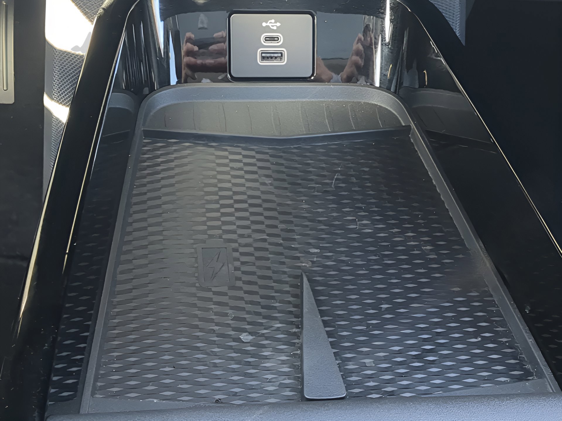 Certified 2025 Ford Mustang Mach-E Premium image 53