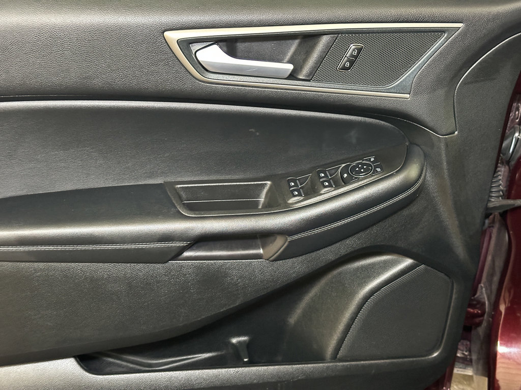 Certified 2024 Ford Edge SEL AWD/4WD image 20