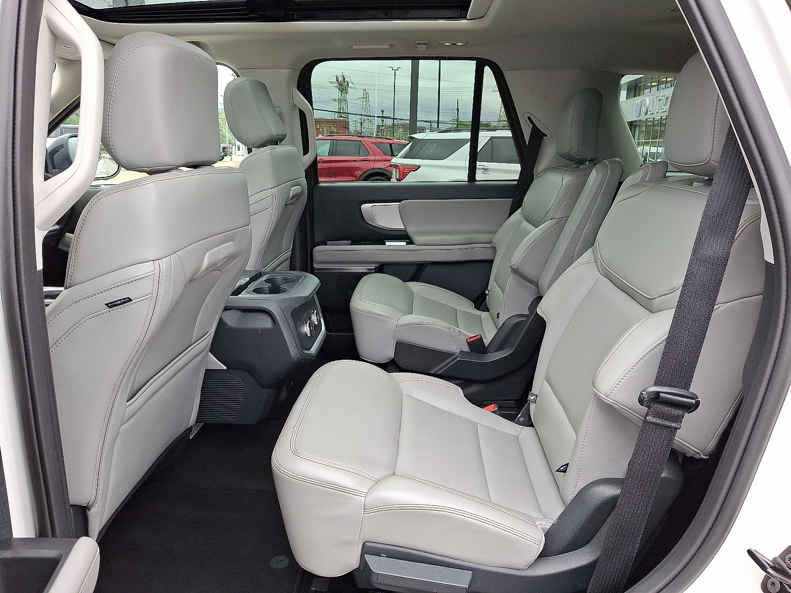 Certified 2025 Ford Expedition Active AWD/4WD image 10