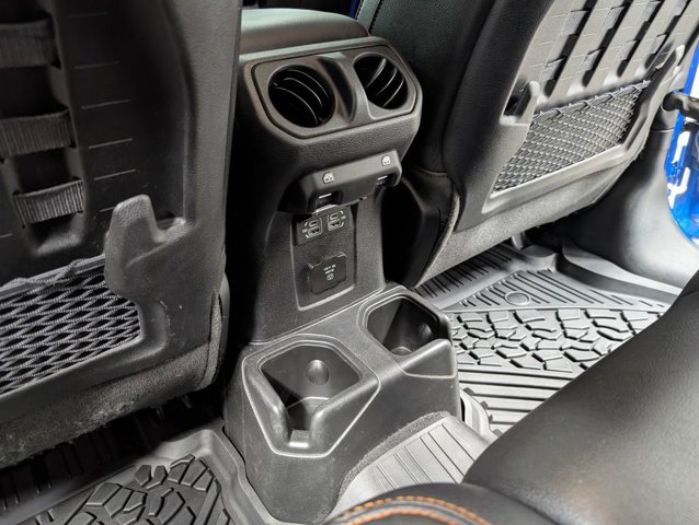 Used 2023 Jeep Gladiator Mojave w/ Trailer Tow Package AWD/4WD image 14