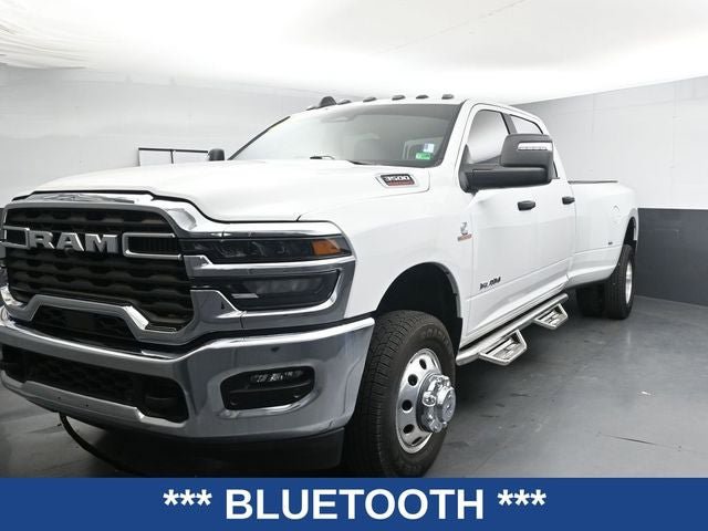 Used 2025 RAM 3500 Big Horn AWD/4WD image 6