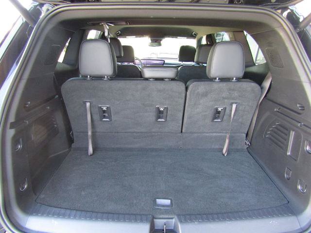 Used 2025 Buick Enclave Sport Touring AWD/4WD image 38