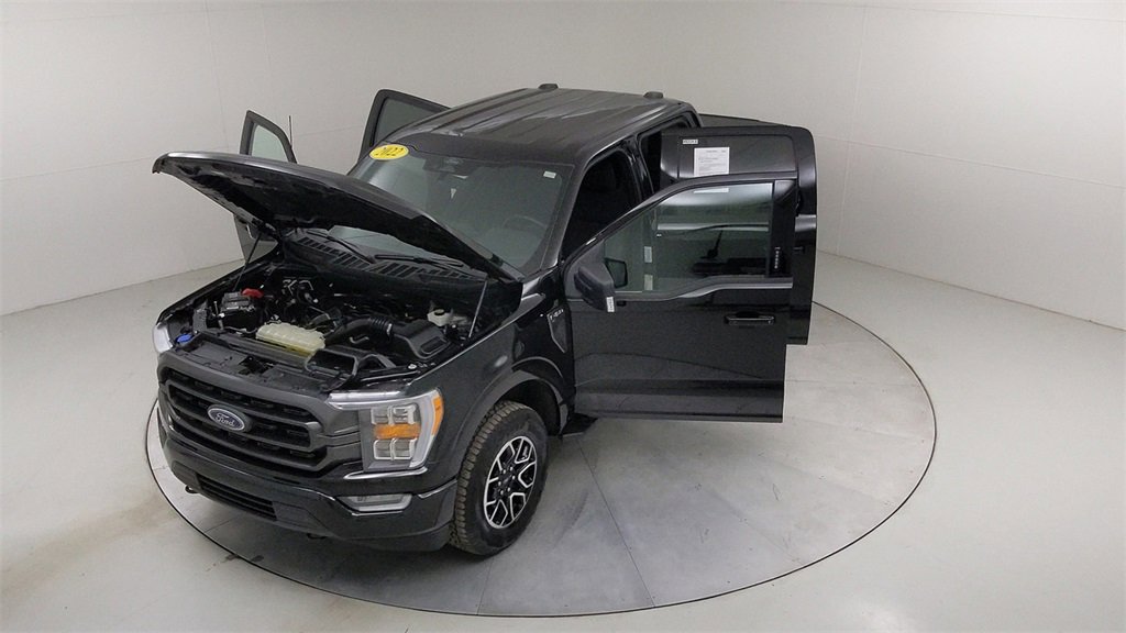 Certified 2022 Ford F150 XLT w/ Equipment Group 302A High image 44