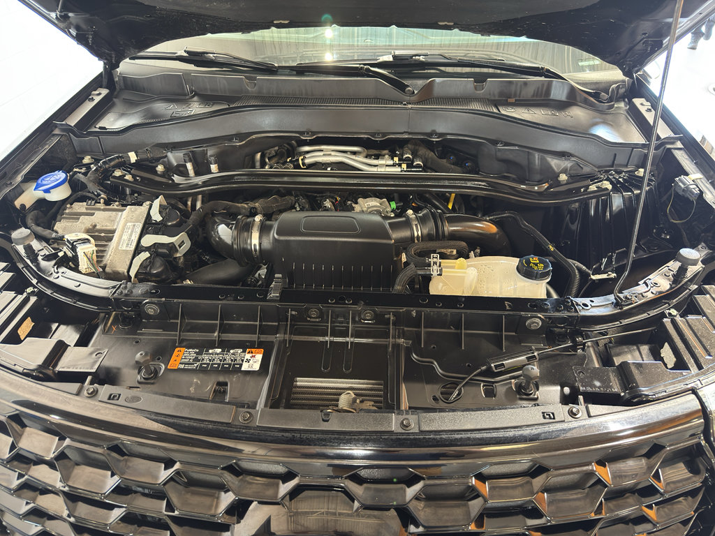 Certified 2025 Ford Explorer ST AWD/4WD image 40