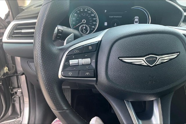 Used 2025 Genesis G70 2.5T RWD image 15