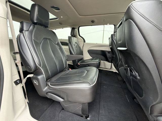 Used 2021 Chrysler Pacifica Limited w/ Uconnect Theater Family Group AWD/4WD image 20