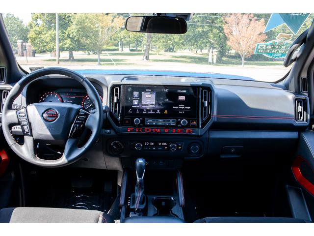 Used 2025 Nissan Frontier PRO-4X AWD/4WD image 11